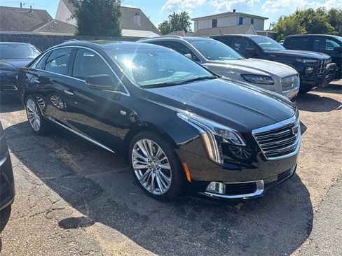 Used 2019 Cadillac XTS Platinum image 4