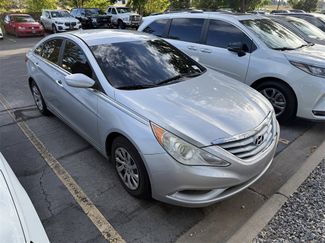 Used 2013 Hyundai Sonata GLS image 1