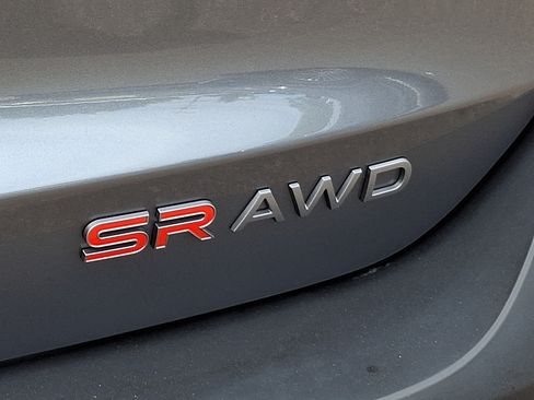 Used 2025 Nissan Kicks SR AWD/4WD image 30