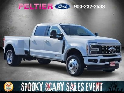 New 2025 Ford F450 Platinum w/ FX4 Off-Road Package