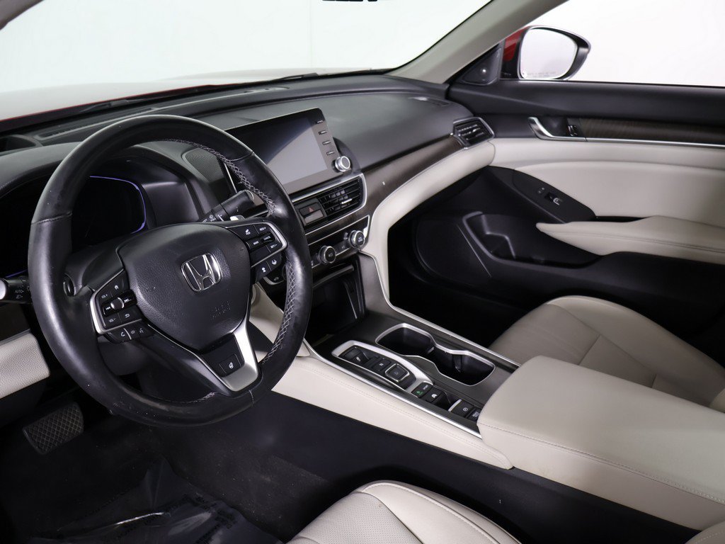 Used 2019 Honda Accord Touring image 30