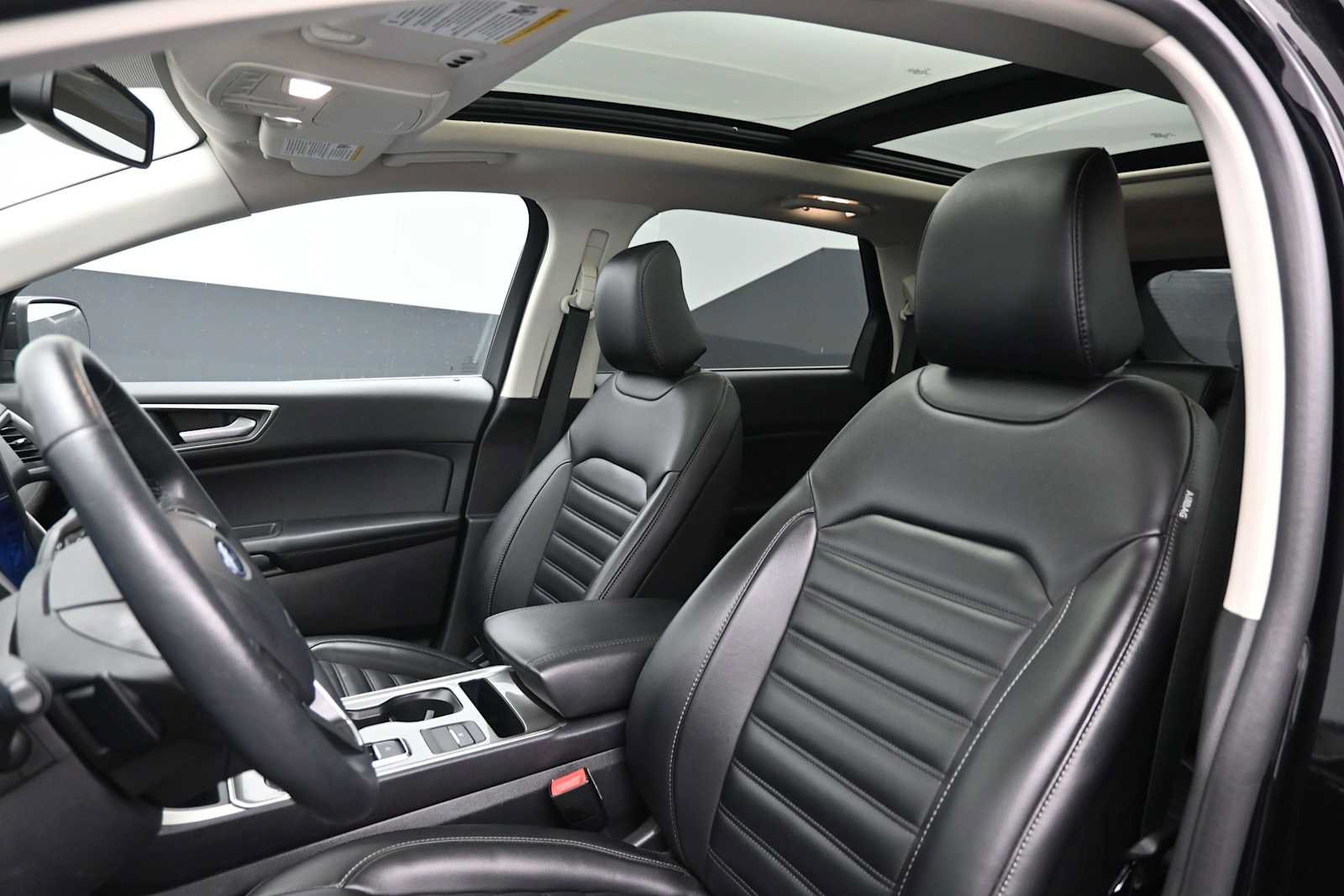Certified 2024 Ford Edge SEL w/ Convenience Package AWD/4WD image 11