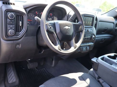 Used 2020 Chevrolet Silverado 2500 Custom w/ Custom Value Package AWD/4WD image 6