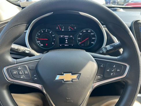 Used 2024 Chevrolet Malibu LT image 20