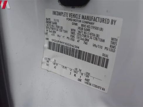 Used 2016 Ford F550 4x4 Regular Cab Super Duty image 35