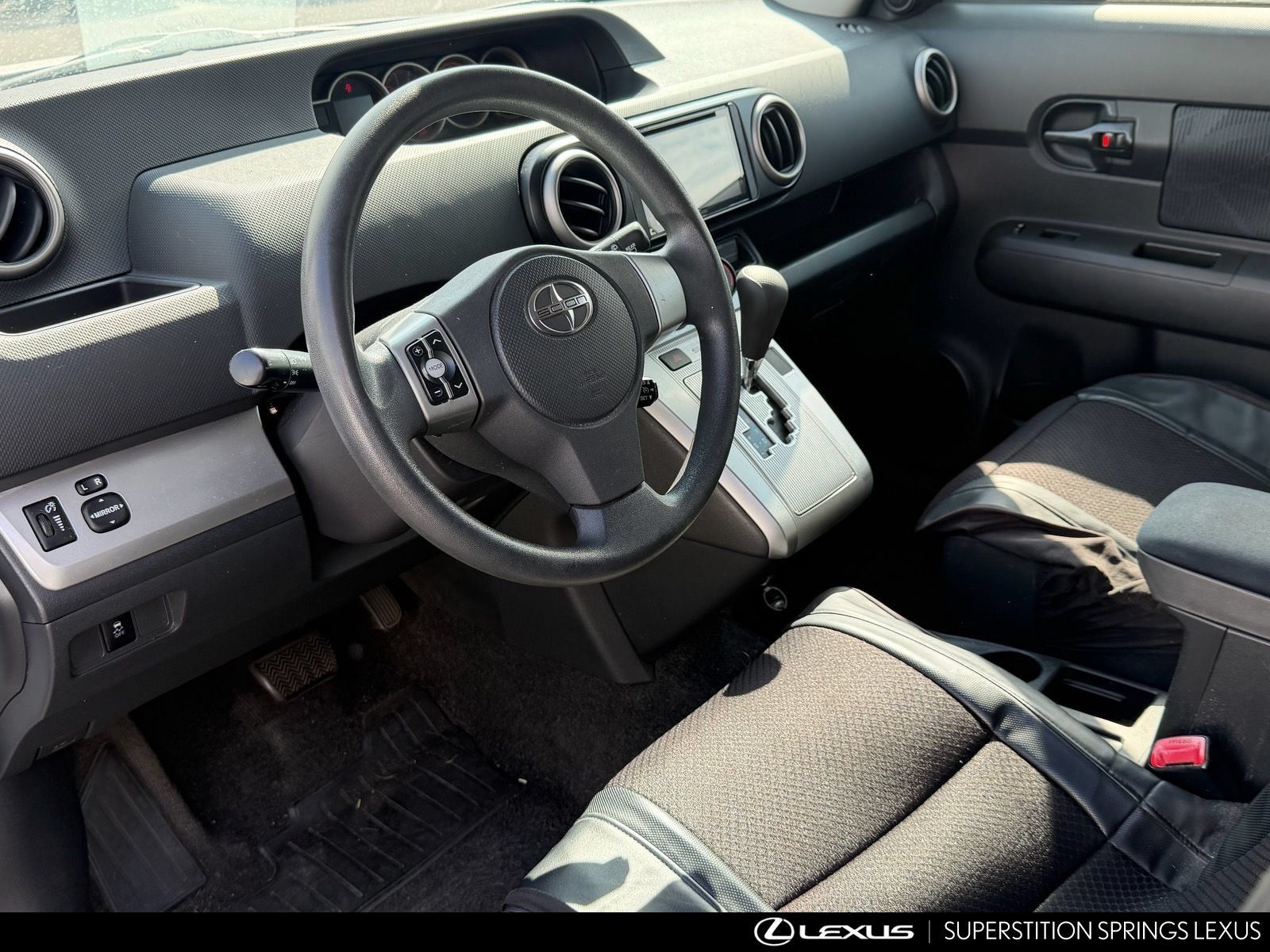 Used 2012 Scion xB FWD image 7