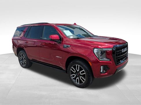 Used 2023 GMC Yukon AT4 w/ AT4 Premium Package AWD/4WD image 3
