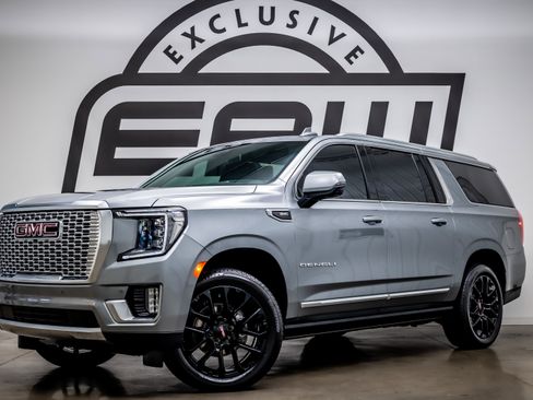 Used 2024 GMC Yukon XL Denali w/ Max Trailering Package image 1