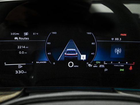 Certified 2025 Audi Q5 Premium w/ Convenience Package image 11