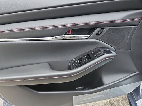 New 2026 MAZDA MAZDA3 Carbon image 10