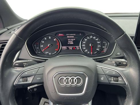 Used 2021 Audi Q5 Premium w/ Convenience Package image 28