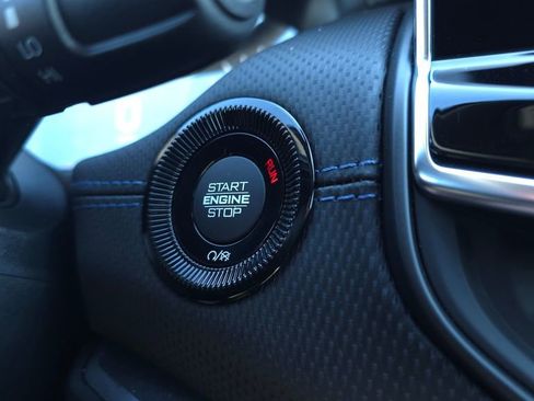 New 2026 Jeep Compass Latitude AWD/4WD image 34