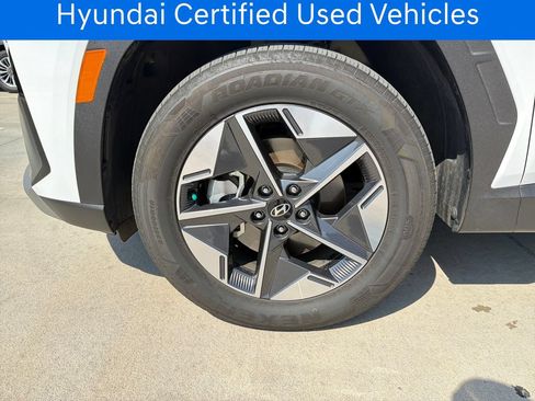 Certified 2025 Hyundai Tucson SEL AWD/4WD image 28