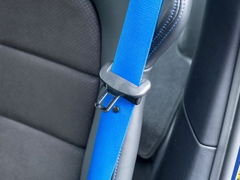 Certified 2024 Porsche 911 Dakar image 28