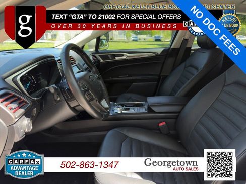 Used 2017 Ford Fusion SE w/ Fusion SE Technology Package FWD image 24