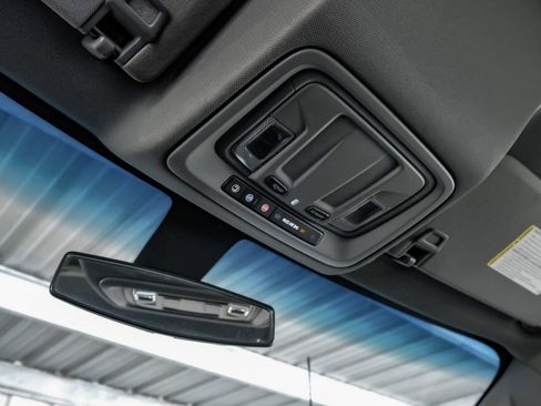 Used 2023 Chevrolet Silverado 3500 LT w/ Convenience Package image 18