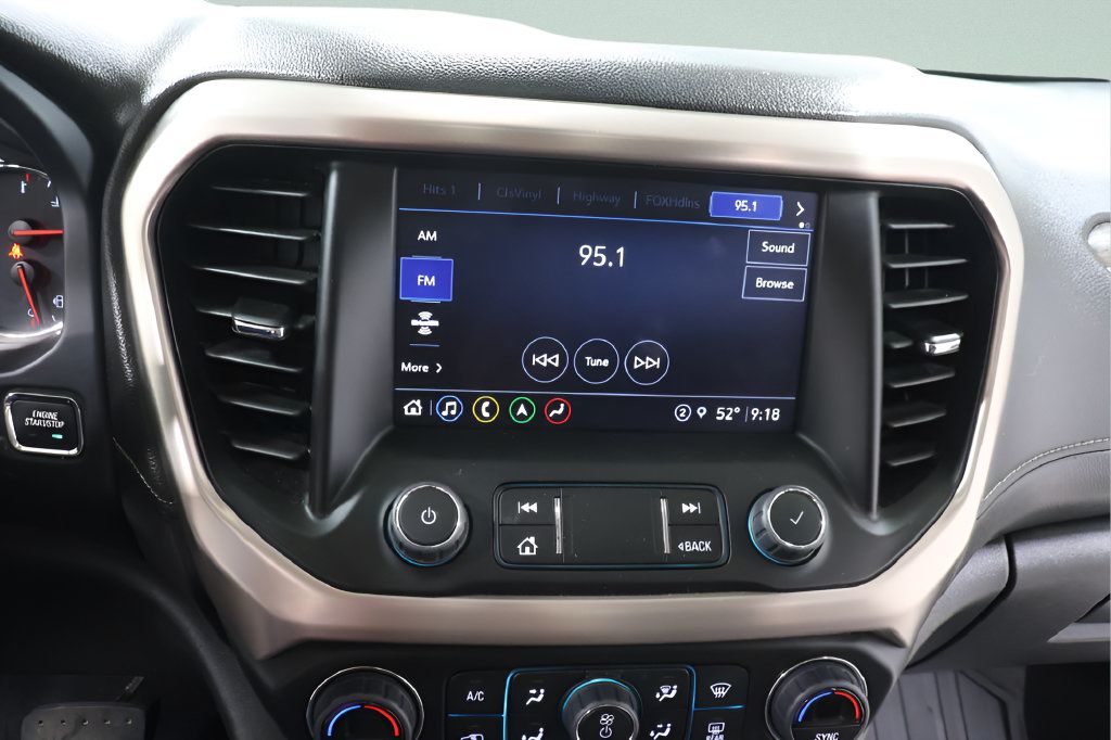 Used 2023 GMC Acadia Denali w/ Denali Ultimate Package AWD/4WD image 12