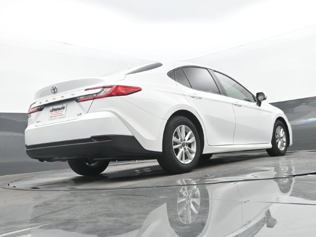 Used 2026 Toyota Camry LE FWD image 11