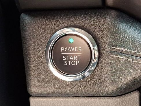 Used 2024 Ford F150 Lightning Flash image 22