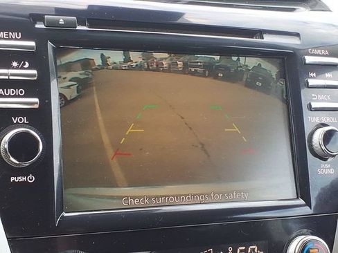 Used 2021 Nissan Murano S AWD/4WD image 19