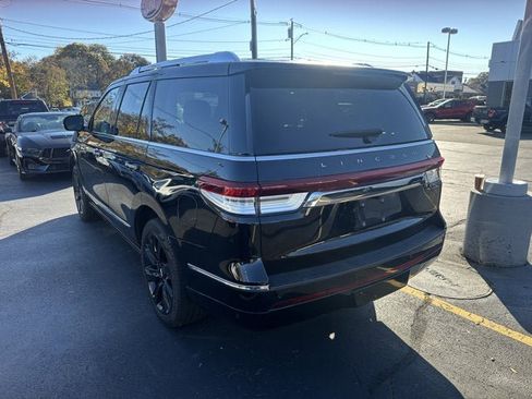 Used 2023 Lincoln Navigator Reserve w/ Monochromatic Package image 7