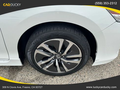 Used 2017 Honda Accord Touring image 28