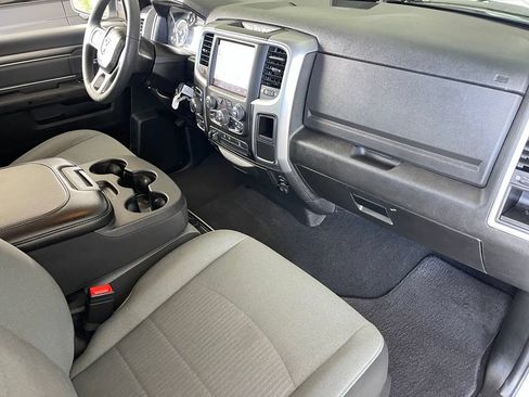 Used 2022 RAM 1500 Classic SLT w/ Electronics Group AWD/4WD image 18