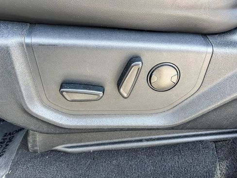 Used 2024 Ford Expedition Max XLT RWD image 28
