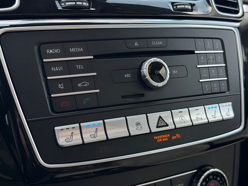 Used 2018 Mercedes-Benz GLS 450 4MATIC image 50