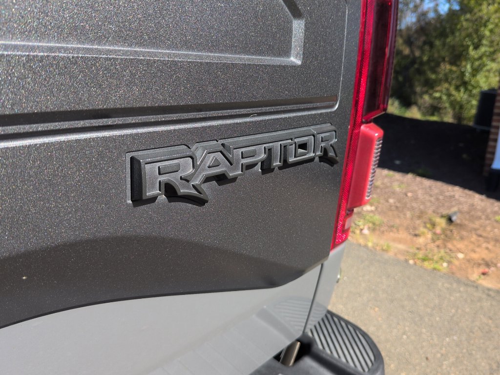 Used 2018 Ford F150 Raptor w/ Equipment Group 802A Luxury AWD/4WD image 17