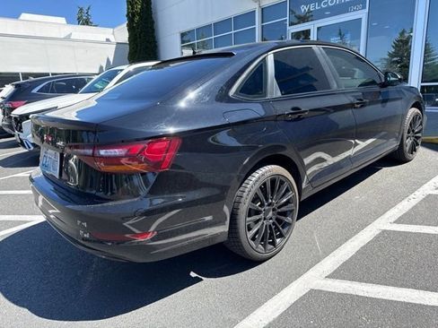Used 2019 Volkswagen Jetta S w/ Driver Assistance Package FWD image 4