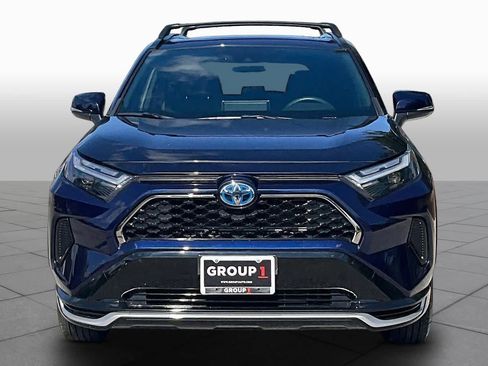 Used 2023 Toyota RAV4 SE w/ Weather & Moonroof Package AWD/4WD image 4