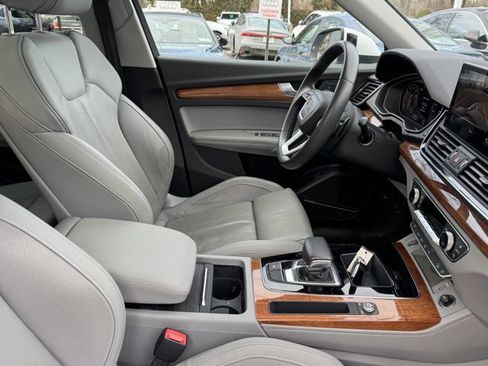 Used 2023 Audi Q5 2.0T Prestige image 29