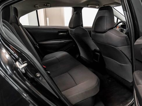 Used 2020 Toyota Corolla LE image 34