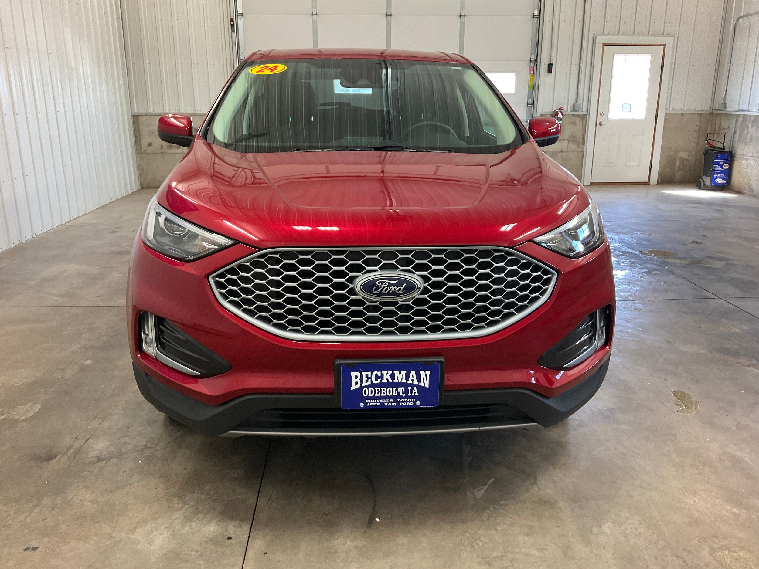 Used 2024 Ford Edge SEL w/ Convenience Package AWD/4WD image 7