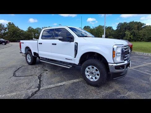 Certified 2024 Ford F250 XLT w/ FX4 Off-Road Package AWD/4WD image 2