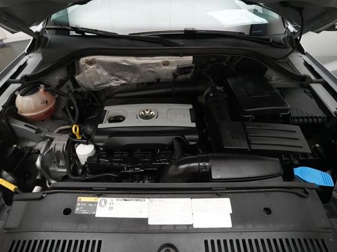 Used 2015 Volkswagen Tiguan S AWD/4WD image 3