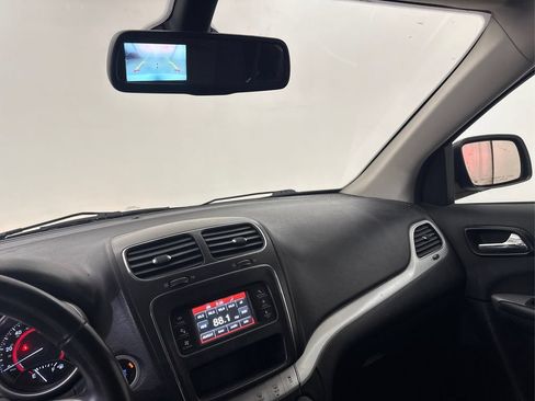 Used 2019 Dodge Journey SE w/ Connectivity Group FWD image 39
