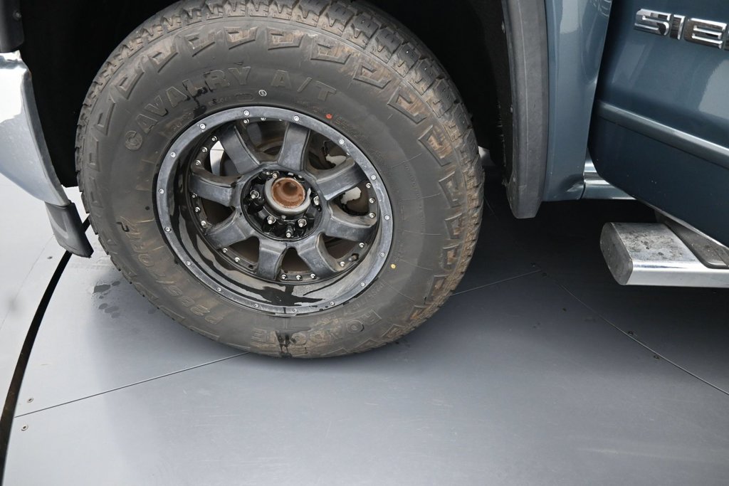 Used 2014 GMC Sierra 1500 SLE w/ SLE Value Package RWD image 16