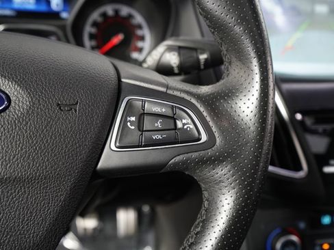 Used 2018 Ford Focus ST w/ Equipment Group 401A FWD image 36