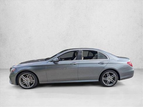 Used 2018 Mercedes-Benz E 300 image 6