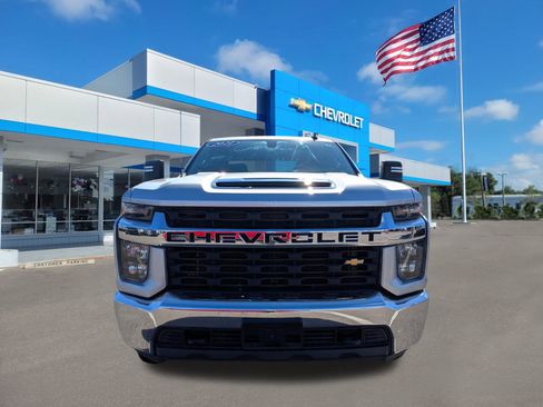 Used 2021 Chevrolet Silverado 2500 LT image 2
