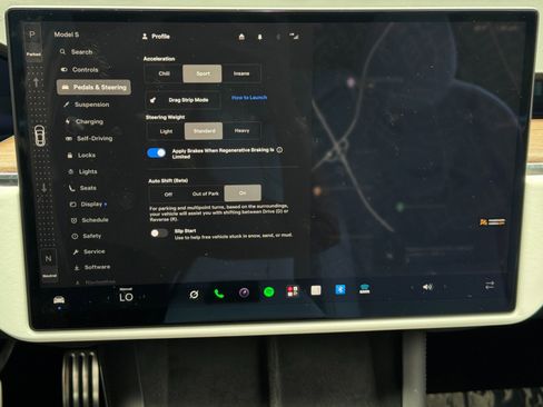 Used 2022 Tesla Model S AWD/4WD image 22