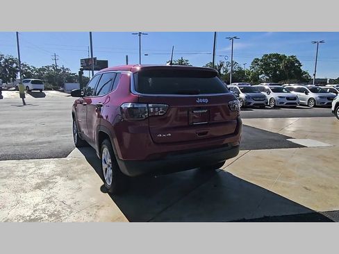 Used 2025 Jeep Compass Sport AWD/4WD image 31