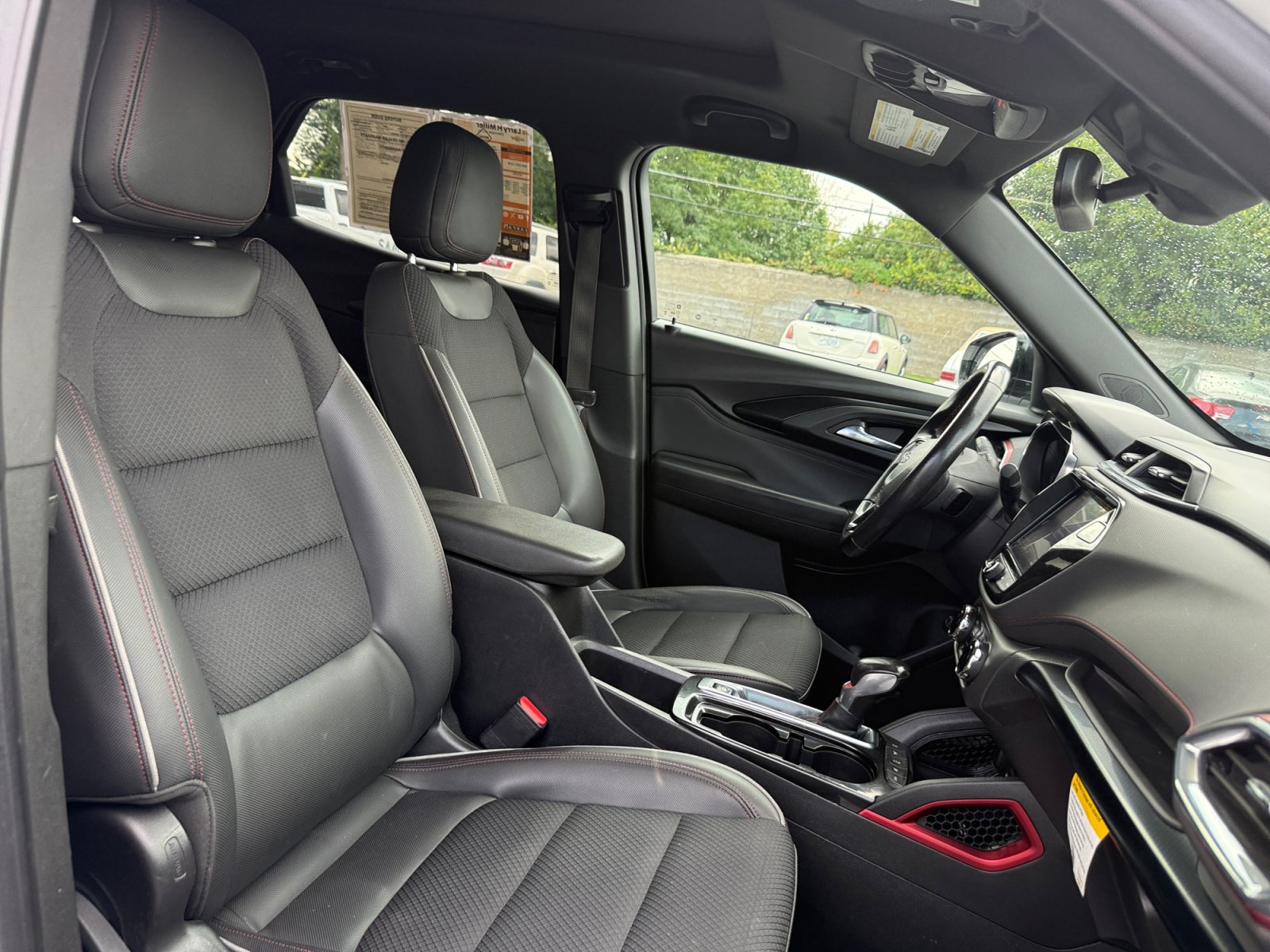 Used 2021 Chevrolet TrailBlazer RS w/ Sun and Liftgate Package AWD/4WD image 30