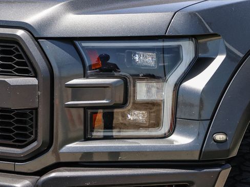Used 2019 Ford F150 Raptor w/ Equipment Group 802A Luxury AWD/4WD image 2