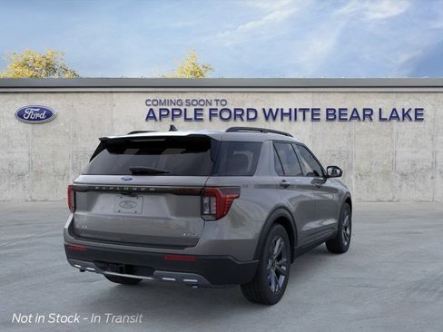 New 2026 Ford Explorer Active w/ Active Comfort Package AWD/4WD image 8