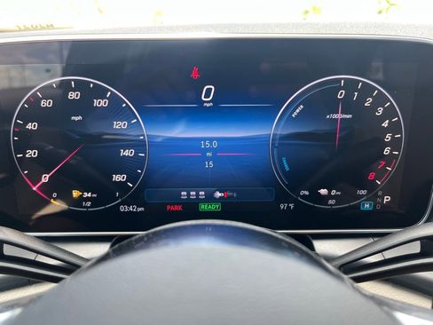 New 2025 Mercedes-Benz GLC 350e GLC 350e image 11