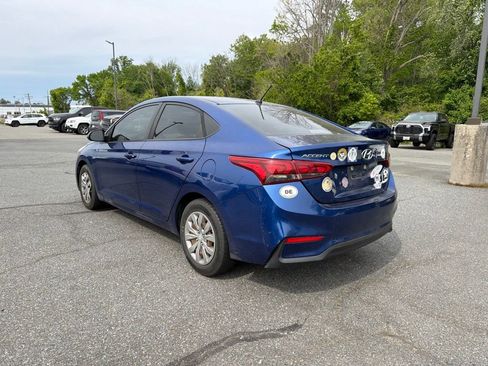 Used 2019 Hyundai Accent SE FWD image 3