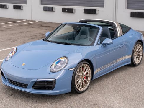 Used 2017 Porsche 911 Targa 4S AWD/4WD image 10